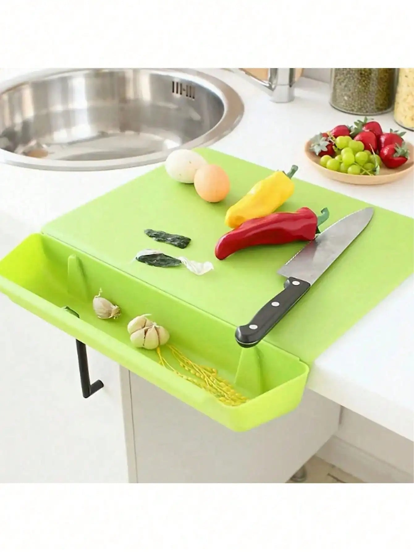 Sollievo 2-in-1 Cutting Board with Scrap Tray
