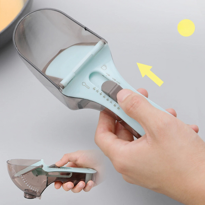 Sollievo Adjustable Measuring Cup and Spoon Set