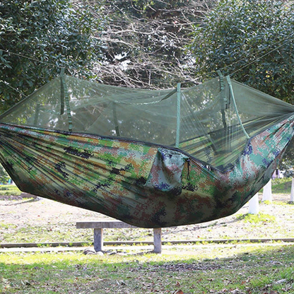 Sollievo Rugged Camping Hammock with Mosquito Net