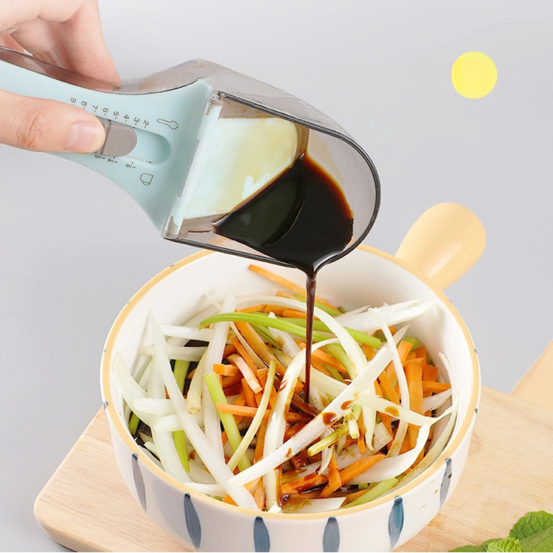 Sollievo Adjustable Measuring Cup and Spoon Set