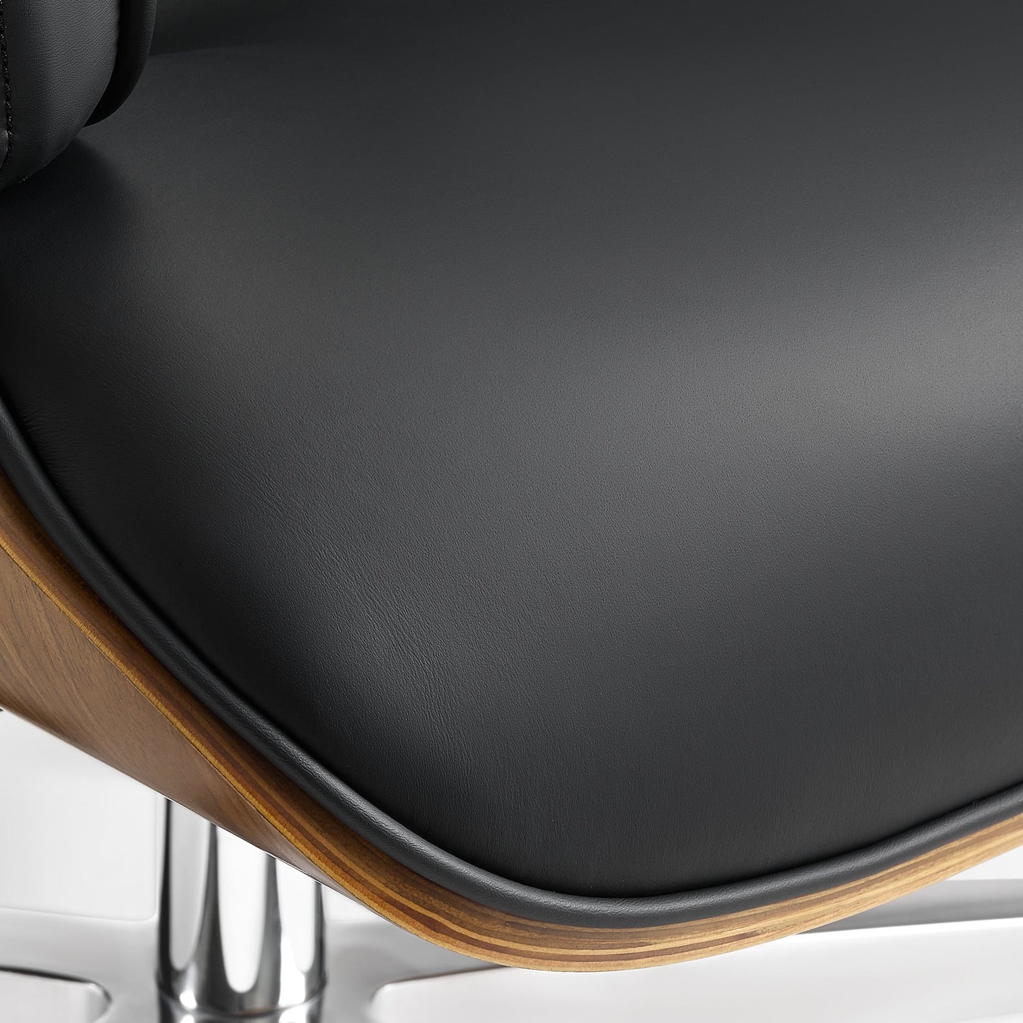 Sollievo Mathias Napa Leather Executive Office Chair