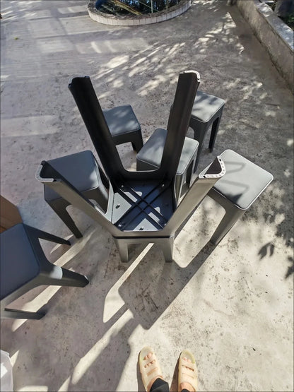 Sollievo Stackable Plastic Dining Chairs