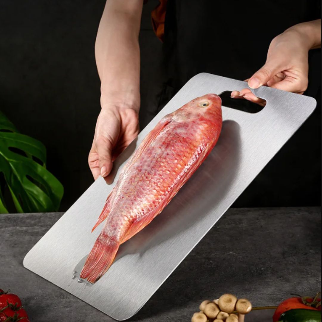 Sollievo Titanium-Coated Cutting Board with Non-Porous Surface