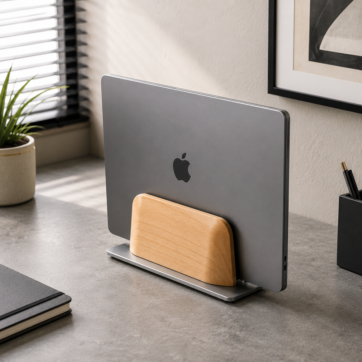 Sollievo Walnut Wood Laptop Stand