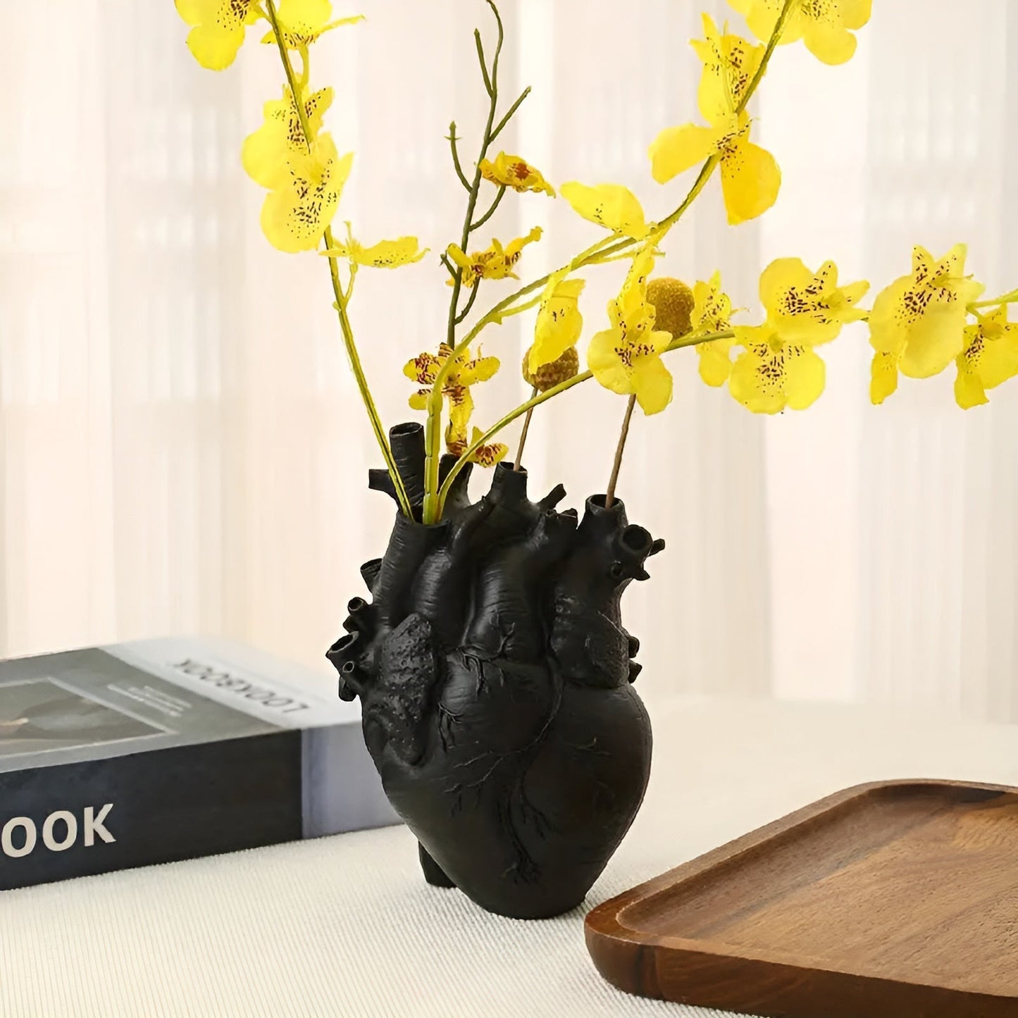 Sollievo Bamboo & Wood Heart-Shaped Vase