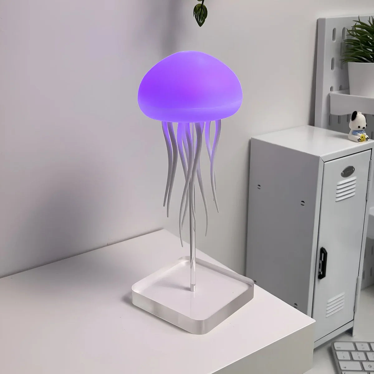Sollievo Kinetic Jellyfish Lamp