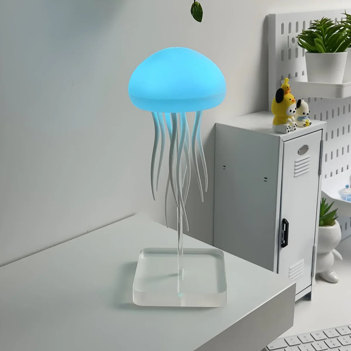 Sollievo Kinetic Jellyfish Lamp