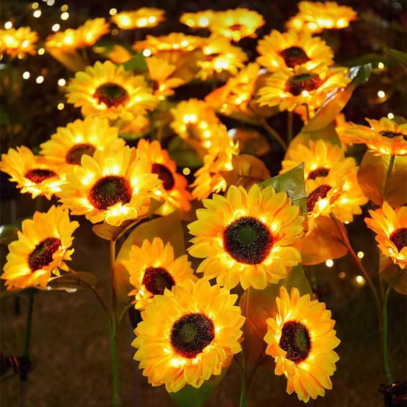 Sollievo Solar Sunflower Garden Light