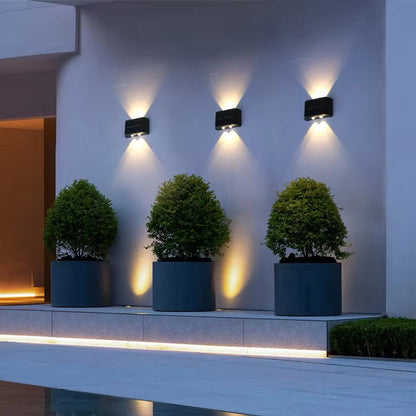 Sollievo Solar LED Outdoor Wall Light