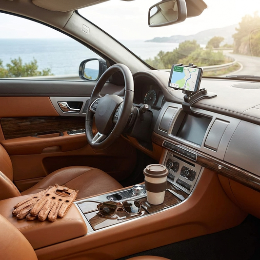 Universal 360 Car Phone Holder - lifestyle