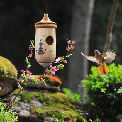 Sollievo Wooden Hummingbird House